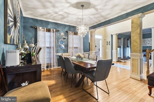 Building Photo - 144 Edgar Rd