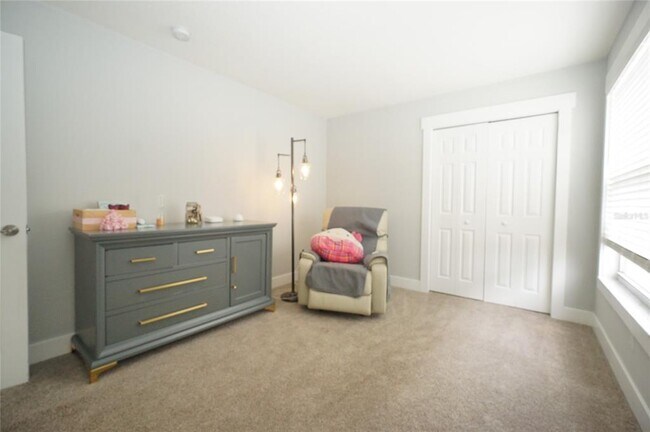 Building Photo - 8815 Royal Enclave Blvd