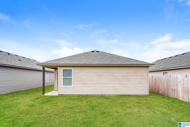 Building Photo - 832 Lora Ln