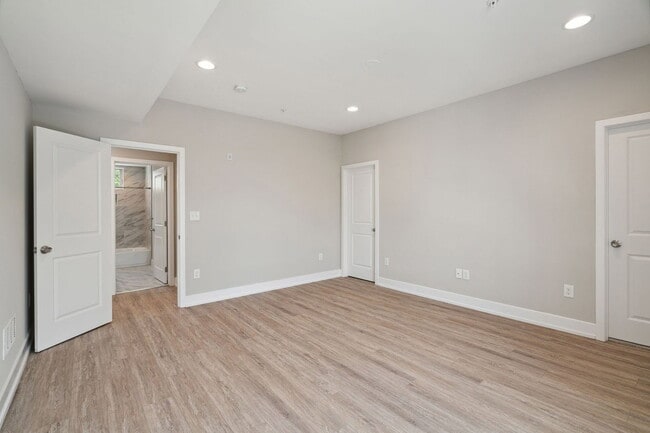 Building Photo - 2612 Annin St