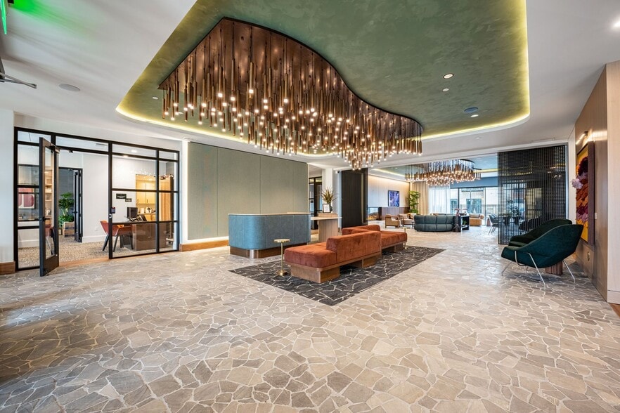 Building Photo - The Winn at Golden Valley