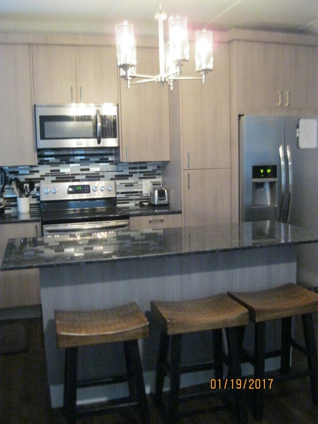 Building Photo - 125 E Morningside Dr