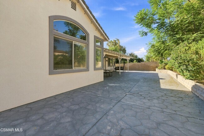 Building Photo - 2809 Cimmaron Ave