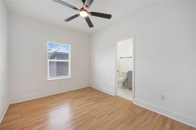 Building Photo - 4814 Wilmington St