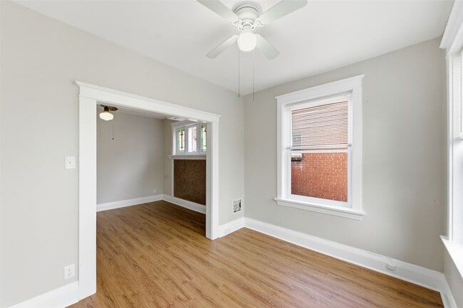 Building Photo - 4162 Shenandoah Ave