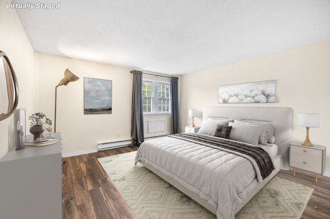 Building Photo - 180 Main St