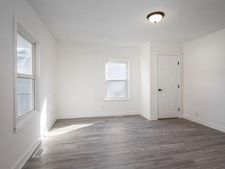 Building Photo - 1112 Hyman St