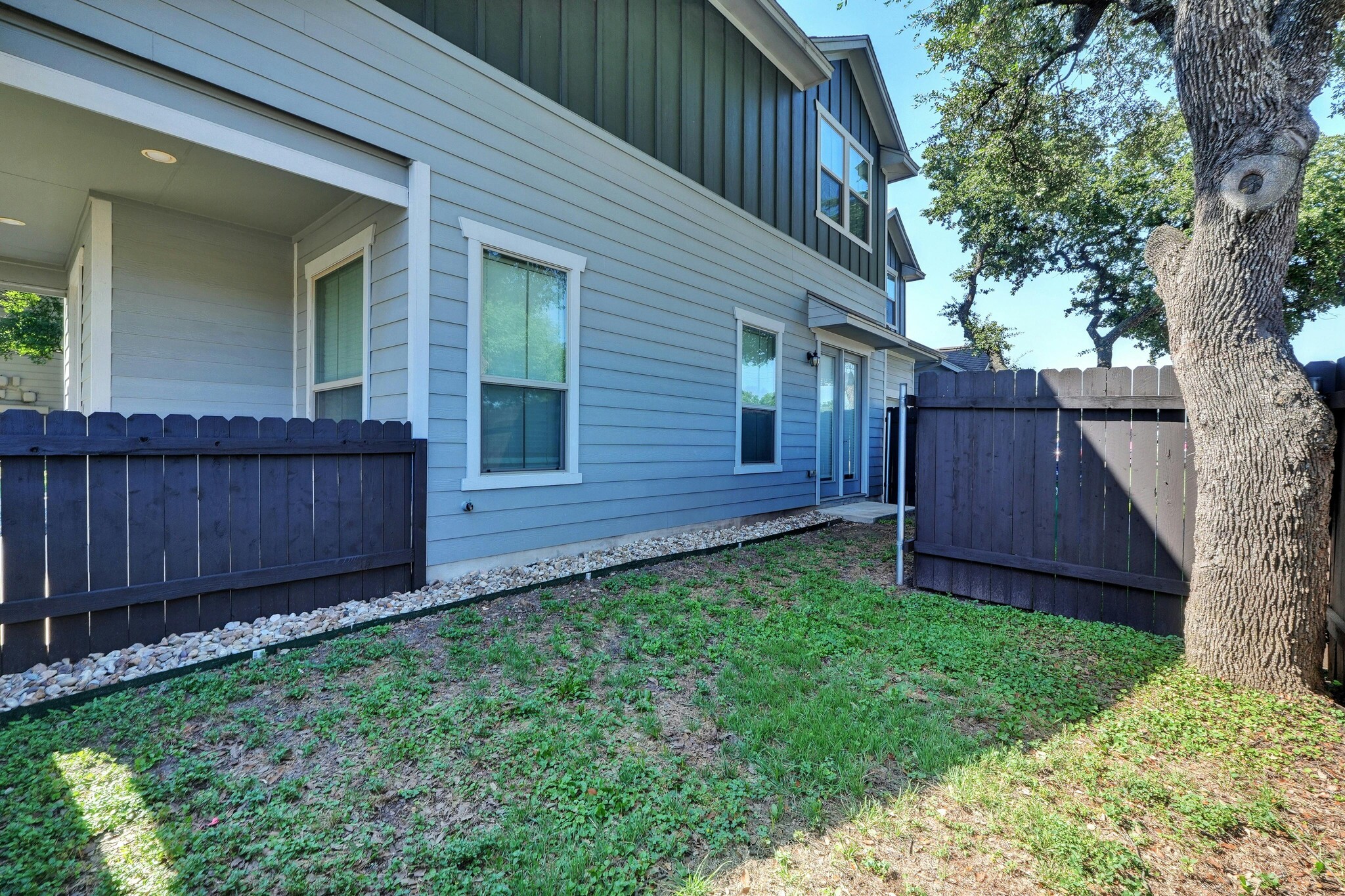 Building Photo - 3421 Blumie St