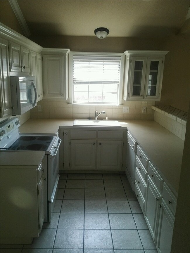 Building Photo - 1754 Pointer Ln