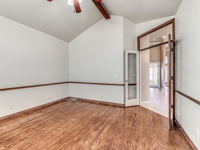 Building Photo - Updated home in Cobblestone Park- Deer Creek Schools + 4 bedrooms + 3.5 bathrooms