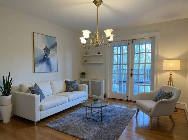 Building Photo - 6124 Old Dominion Dr