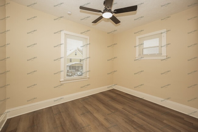 Building Photo - 13713 Edgewood Ave