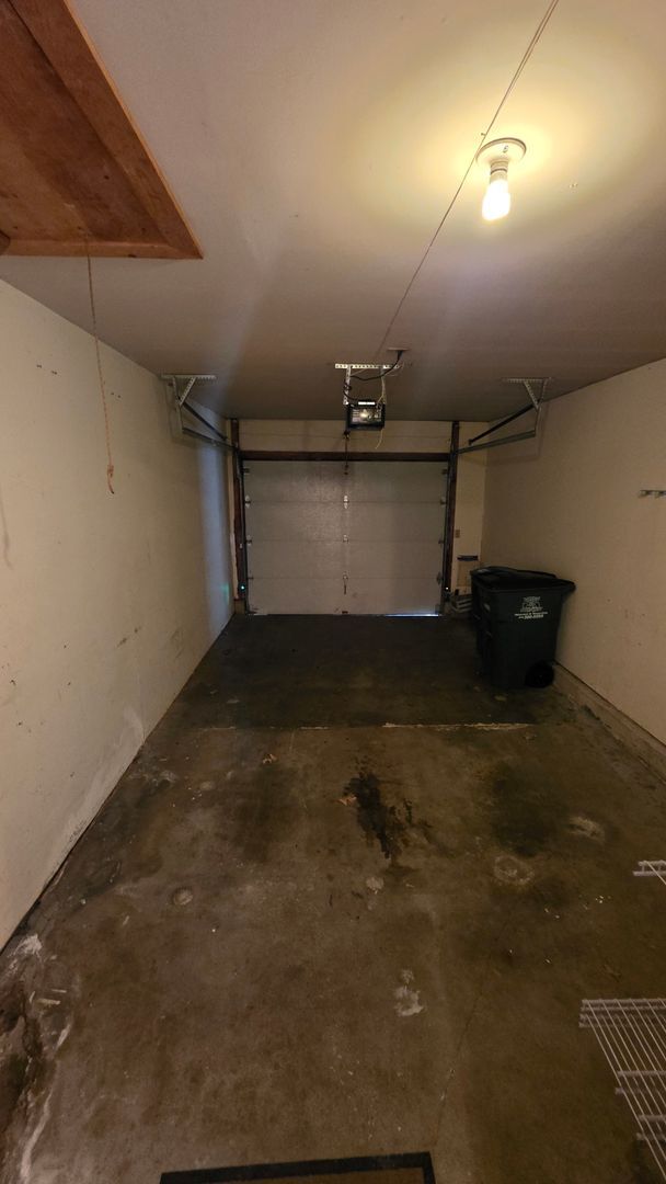 Building Photo - 8542_W. 108TH