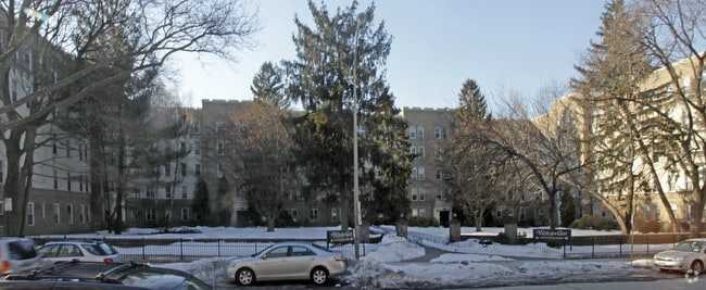 Exterior - Wellington Court