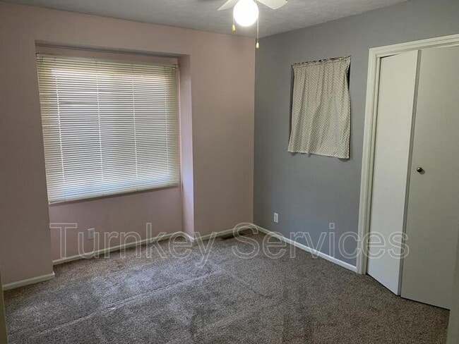 Building Photo - 15423 Stony Brook Blvd