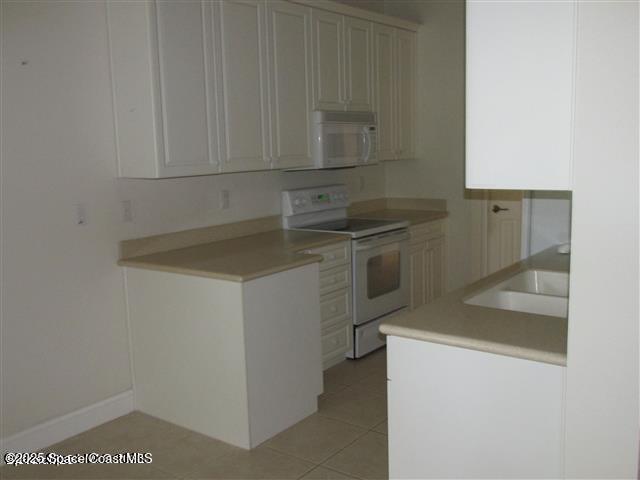 Building Photo - 302 King Neptune Ln