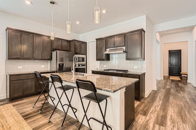 Building Photo - 4608 Modena Bay Bend