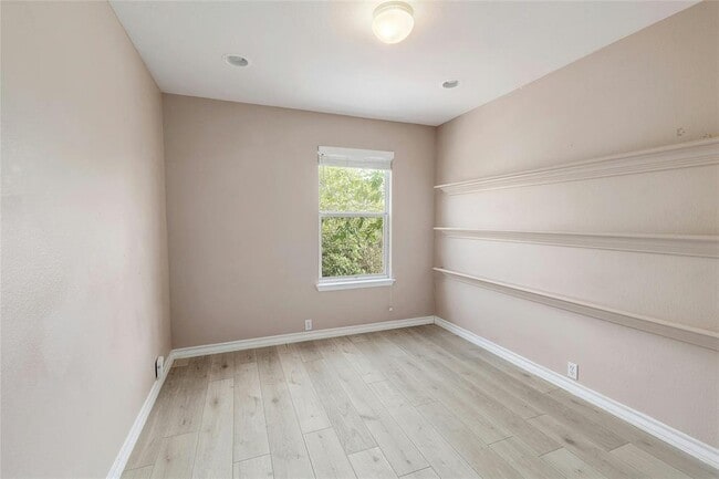 Building Photo - 20704 Silverbell Ln