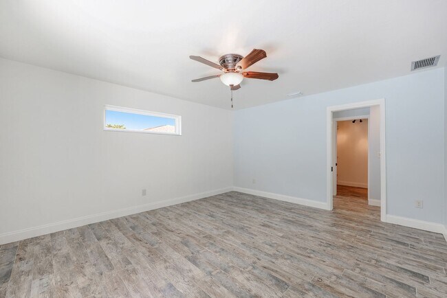 Building Photo - Secluded Annual Rental-  3 Bedroom 2 Bath Pool Home In Spanish Wells