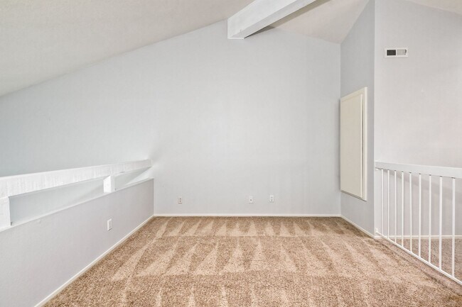 Building Photo - 1951 Swallow Ln