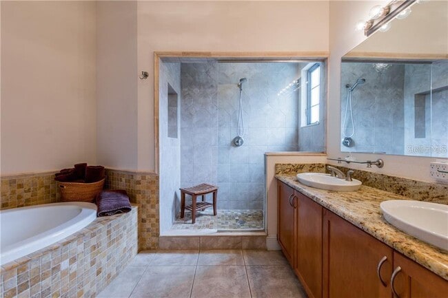 Building Photo - 3814 Villas Del Sol Ct