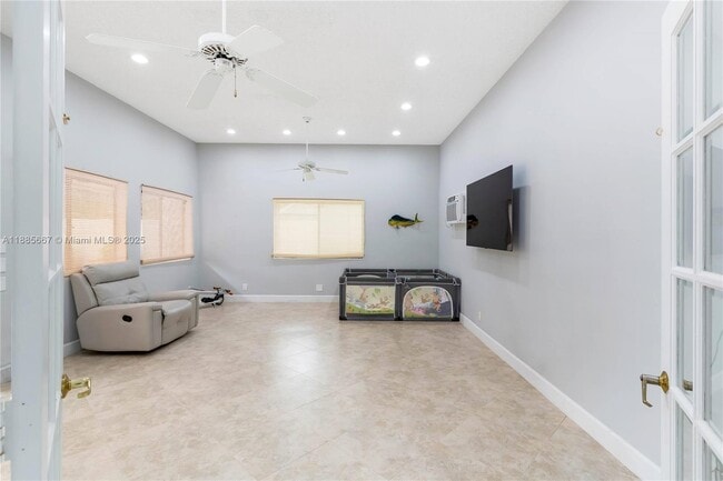 Building Photo - 470 NW 38th Ave