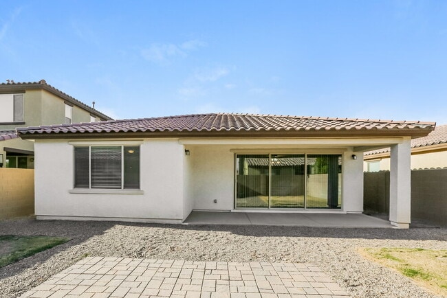 Building Photo - 4150 W Ardmore Rd