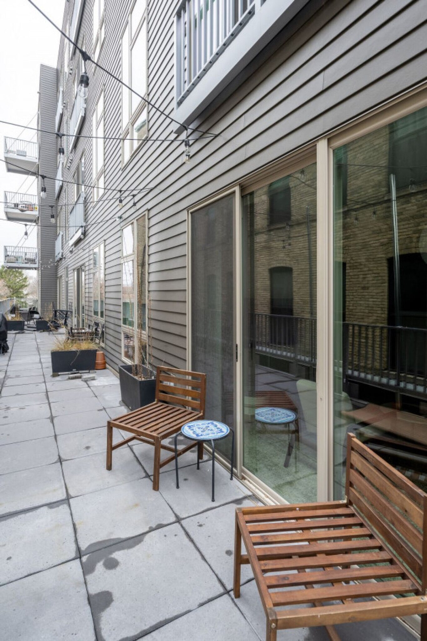 Building Photo - 211 W Mineral St