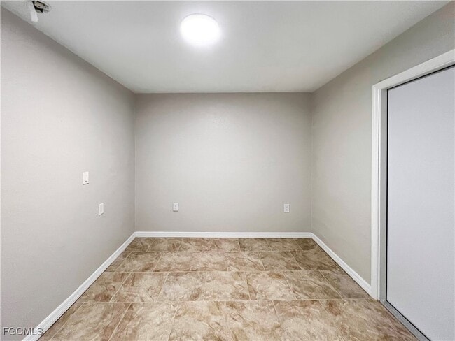 Building Photo - 15206 Stringfellow Rd