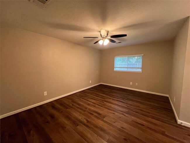 Building Photo - 12603 Hickory Bend Dr