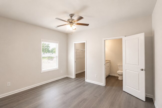 Building Photo - 4220 Crosby Ln