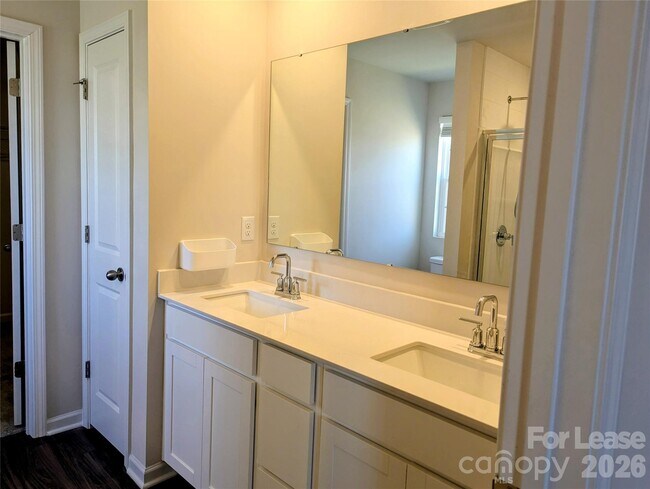 Building Photo - 107 Tallulah Ct