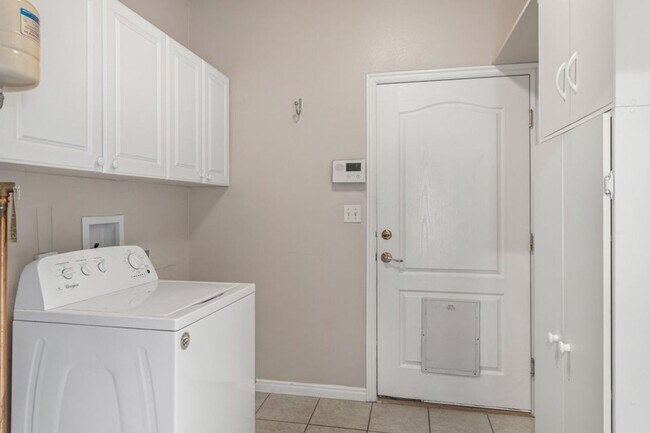 Building Photo - 3 Bedroom Home With Valley Views In St. George