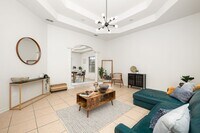Building Photo - Bright Spacious Home with Charm For Rent!