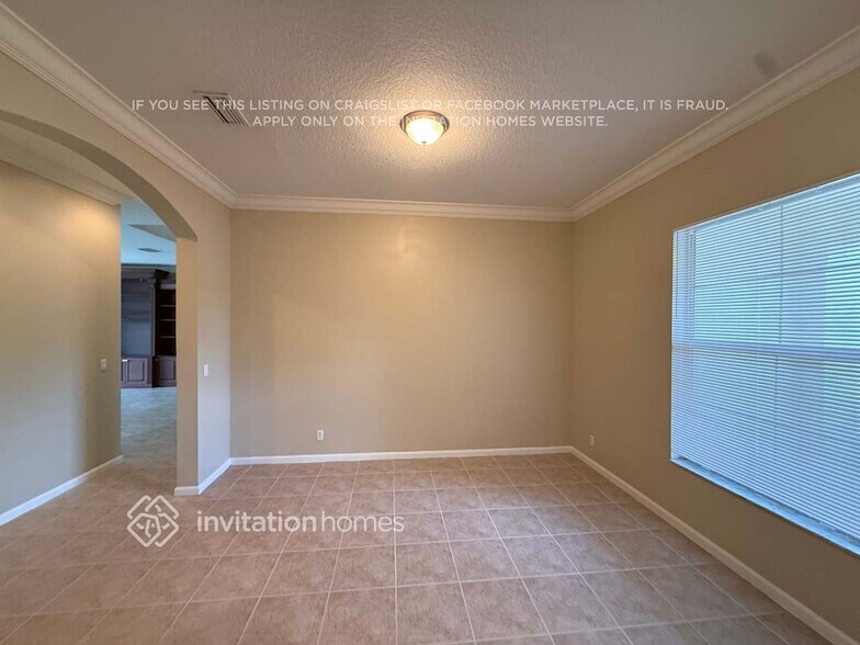 Building Photo - 9279 Madewood Ct