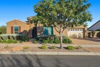 Building Photo - 10702 E Lumiere Ave