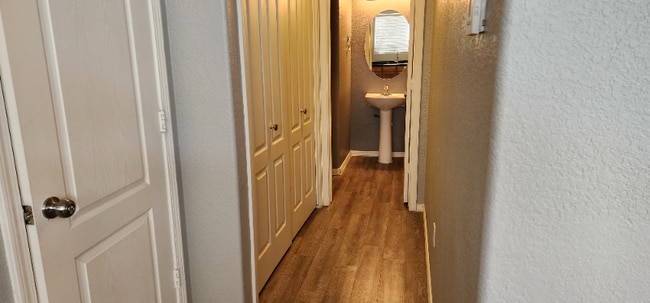 Building Photo - 6432 Los Pueblos Pl NW