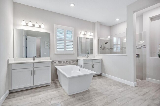 Building Photo - 2056 Wood Thrush Ln