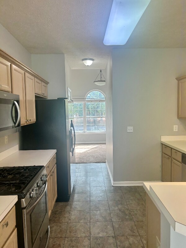 Building Photo - 10132 Lauren Pass