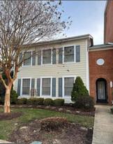 Building Photo - 548 Quince Ct