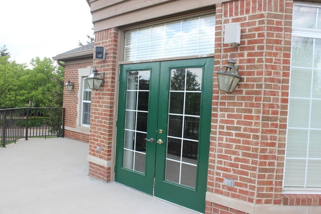 Building Photo - 3057 Barclay Way