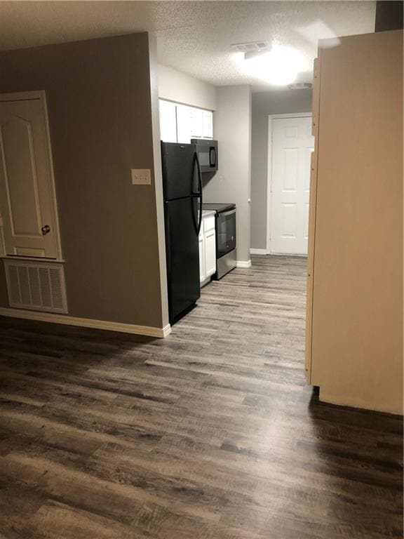 Building Photo - 504 3rd Ave