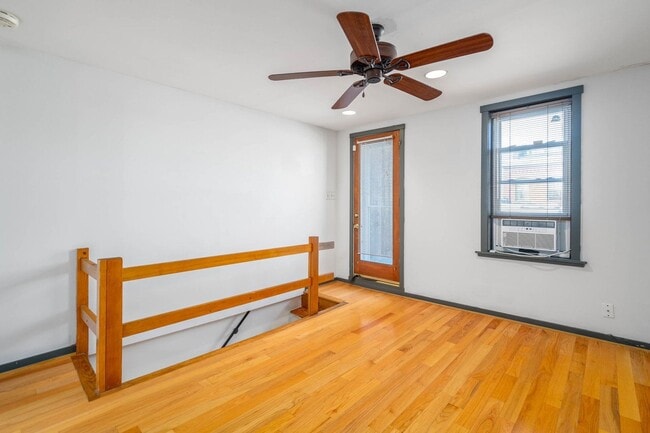 Building Photo - 802 LeCount St