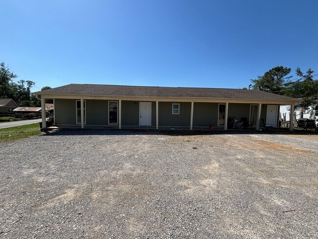 Building Photo - 1103 E Main St