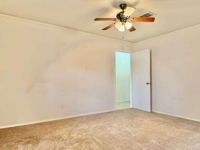 Building Photo - Home for Rent