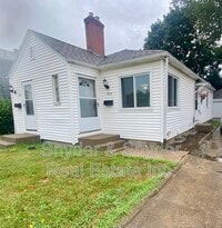 Building Photo - 1093 N Main St