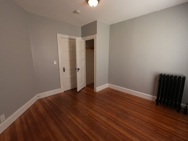 Bedroom #1 - 11 Mt Vernon St