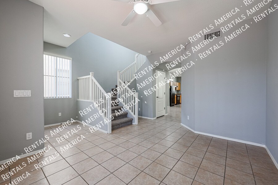 Building Photo - 3672 E Sundance Ave