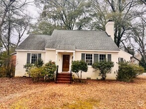 Building Photo - Charming 2 Bedroom 1 Bath in Wales Garden
