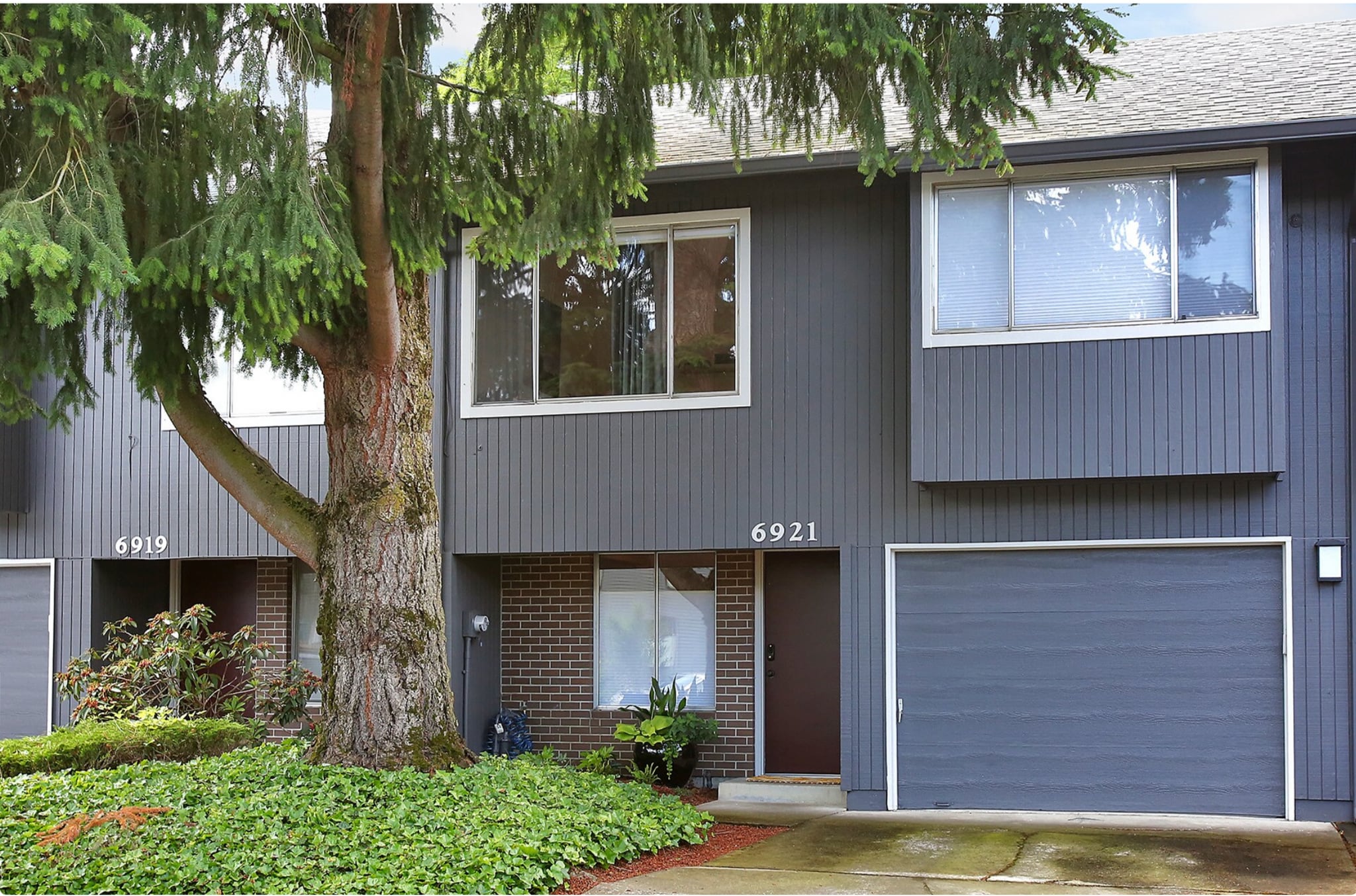 Building Photo - 6921 NE 15th Ave